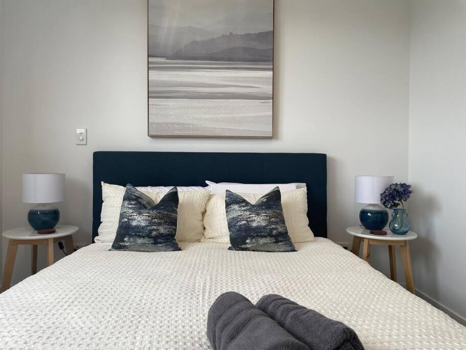 Parkside Retreat - 3 Beds -Sleeps 6 Near Westfield Villa Christchurch Exterior photo