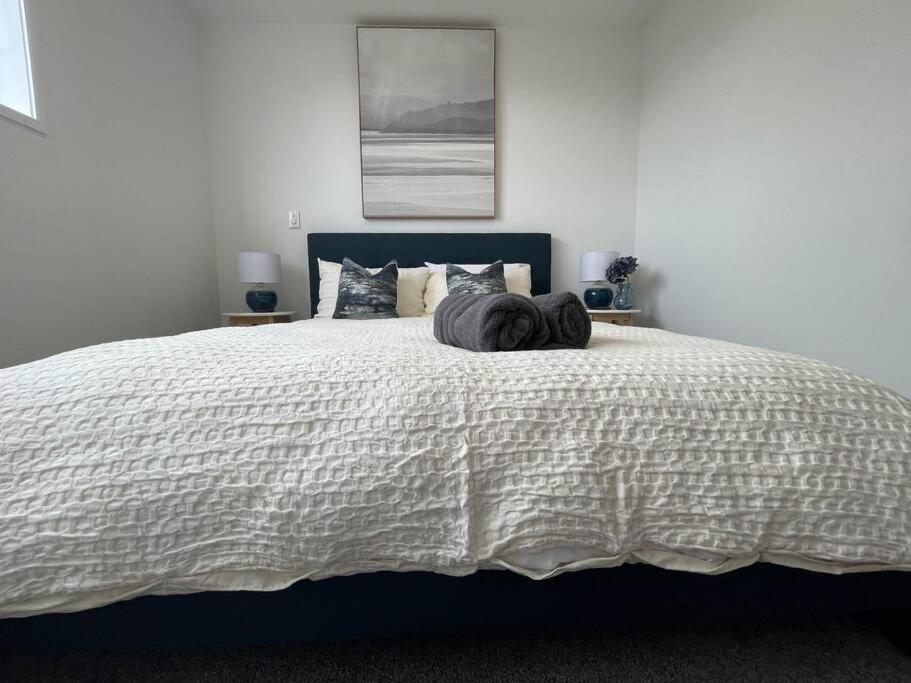 Parkside Retreat - 3 Beds -Sleeps 6 Near Westfield Villa Christchurch Exterior photo
